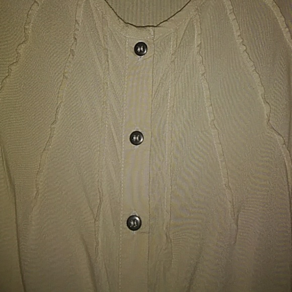 Woman's Dress - Picture 3 of 4